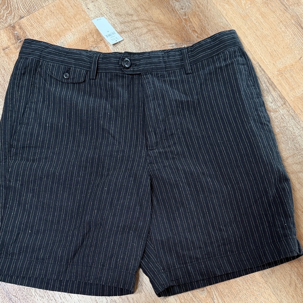 Banana Republic  Pinstripe Men's Shorts